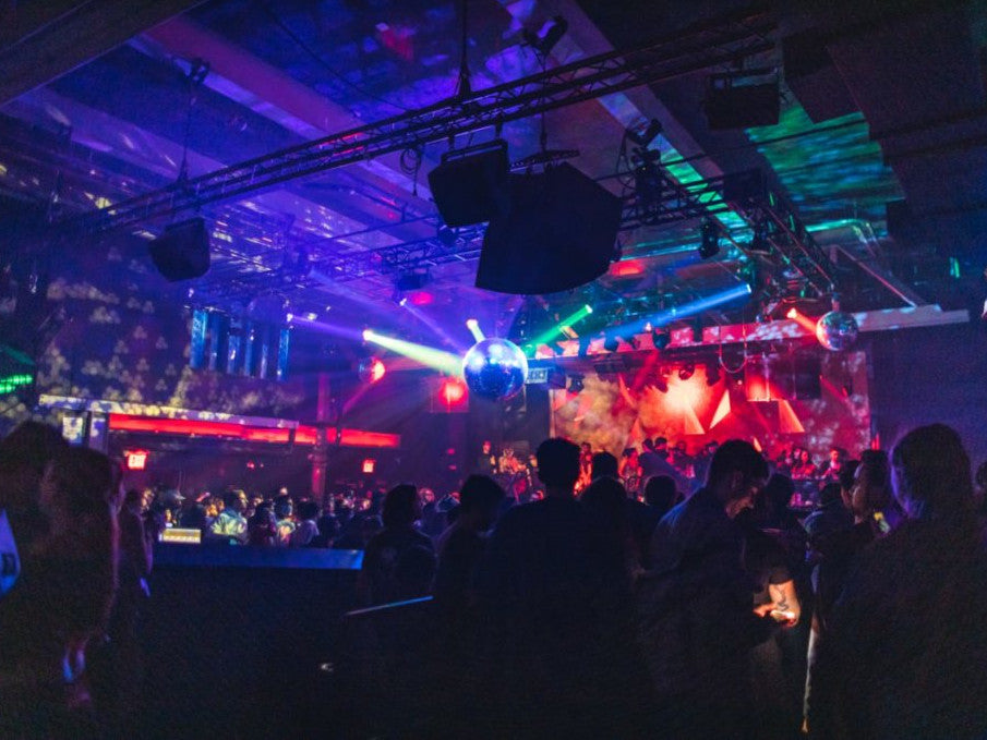 Nightclub & Bar Show - Free Cell Phone Charging Stations